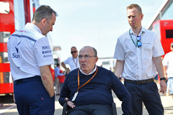 Paddy Lowe, azionista e Direttore tecnico Williams e Frank Williams, proprietario del team Williams
