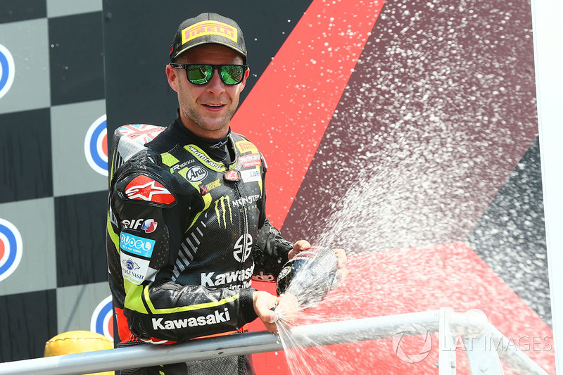 Podium: ganador, Jonathan Rea, Kawasaki Racing