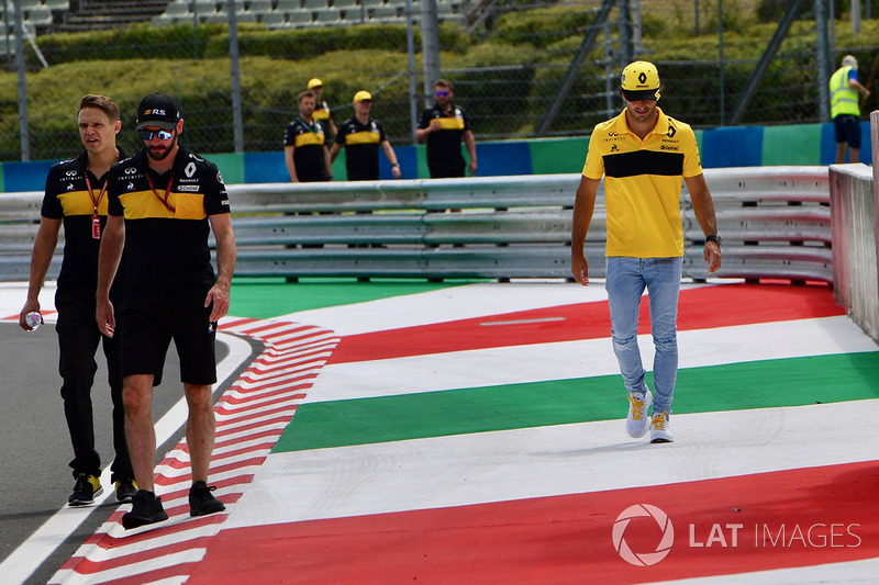 Carlos Sainz Jr., Renault Sport F1 Team