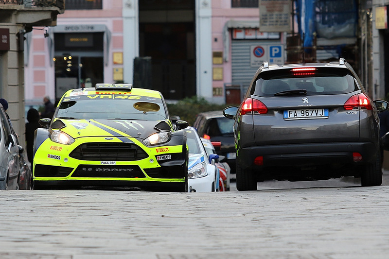 Валентино Росси, Карло Кассина, Ford Fiesta WRC
