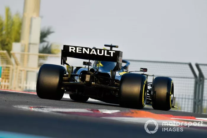 Esteban Ocon, Renault F1 Team R.S. 19 