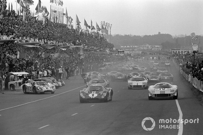 Dan Gurney, A.J. Foyt, Shelby American, Brian Muir, Jacky Ickx, John Wyer Automotive, Mark Donohue, Bruce McLaren, Shelby American
