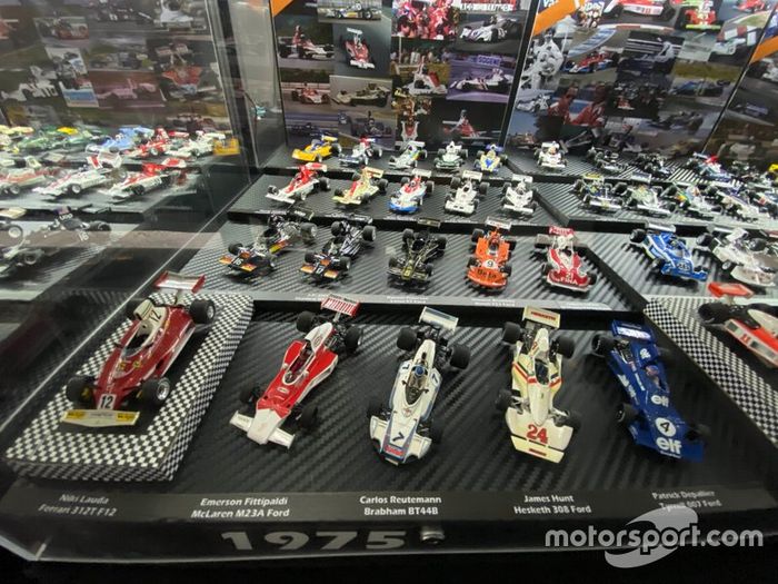 Colección de coches miniatura de F1