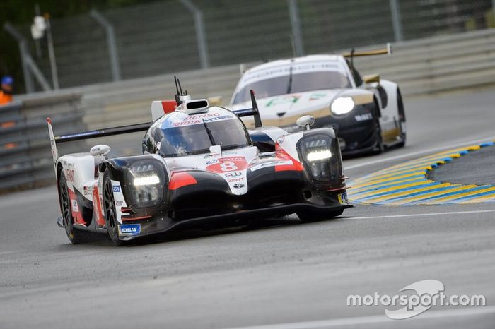 #8 Toyota Gazoo Racing Toyota TS050: SÃ©bastien Buemi, Kazuki Nakajima, Fernando Alonso