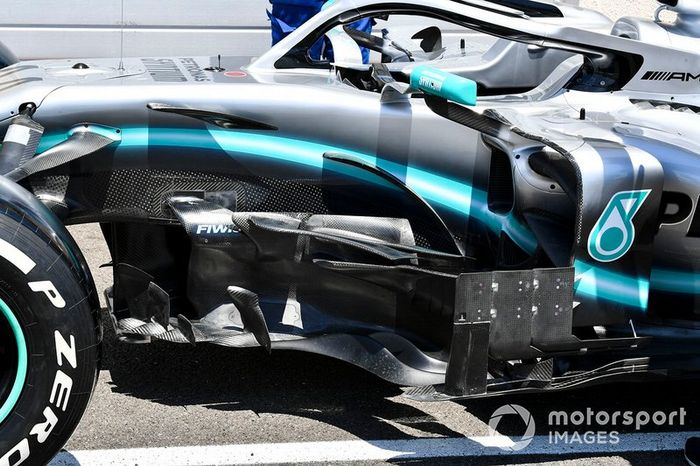 Bargeboard del Mercedes AMG F1 W10 