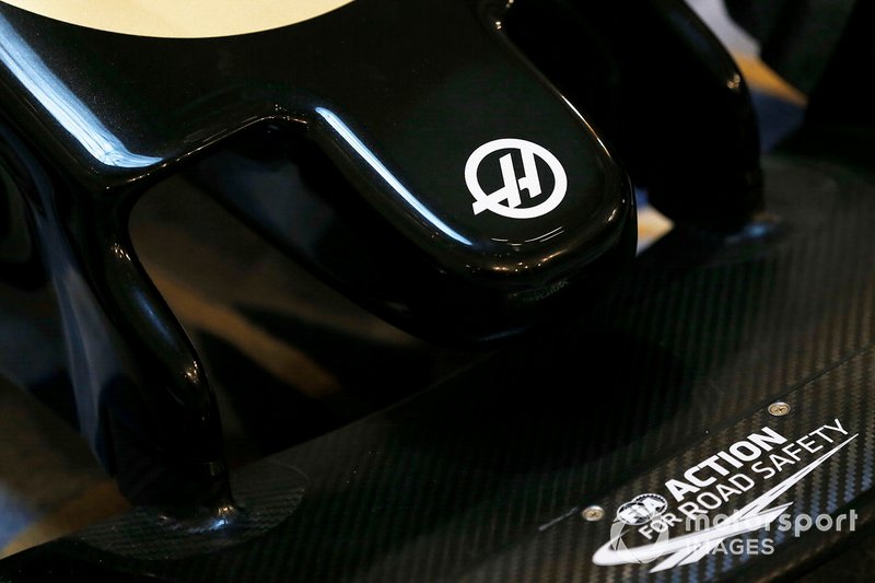 Rich Energy Branding on the new 2019 Haas livery