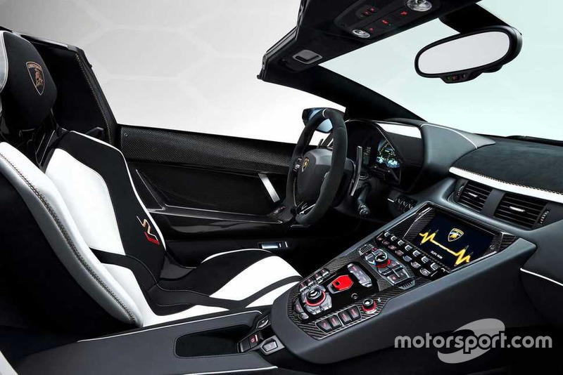 2019 Lamborghini Aventador SVJ Roadster