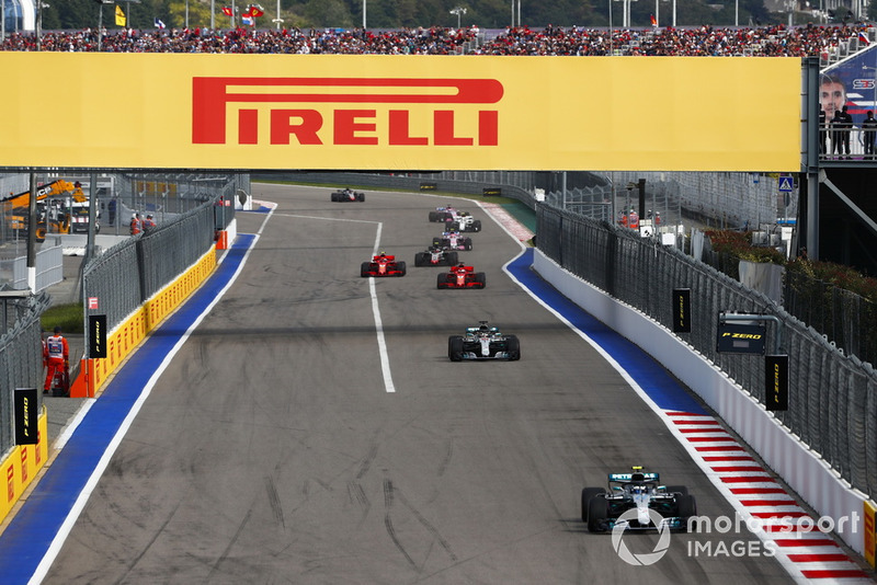 Esta era la ventaja de Bottas en las primeras vueltas. Cómodo liderato