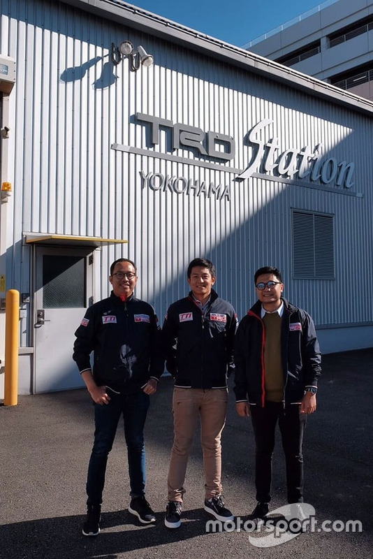 Rio Haryanto, Toyota Team Indonesia, di depan TRD Station Yokohama