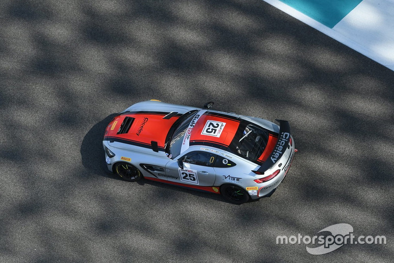 #25 Ciceley Motorsport Mercedes AMG GT4: Jordan Witt, Frank Bird, Issam Charouf