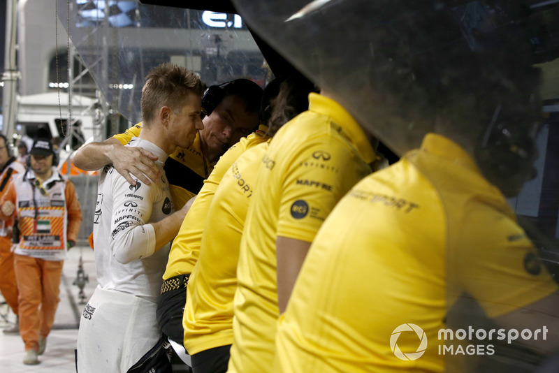 Se retira de la carrera Nico Hulkenberg, Renault Sport F1 Team
