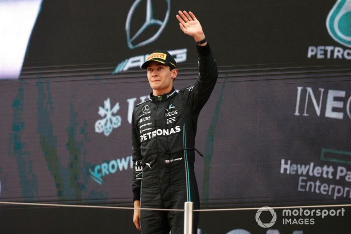 George Russell, Mercedes-AMG, 3ª posición, en el podio