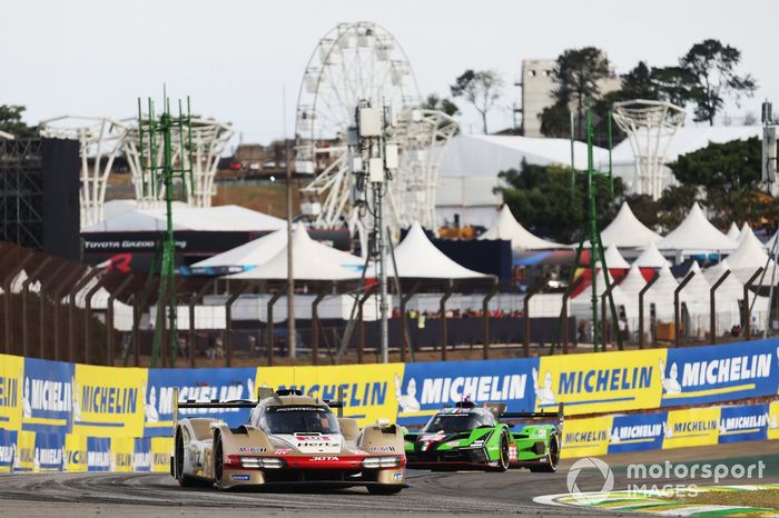 #38 Hertz Team Jota Porsche 963: Jenson Button, Philip Hanson, Oliver Rasmussen