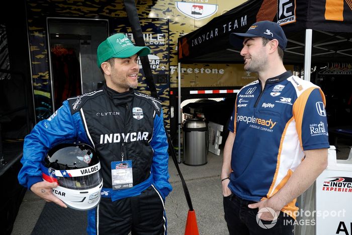 Erik Valdez de Superman con Jack Harvey, Rahal Letterman Lanigan Racing Honda