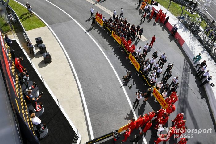 Podio: segundo lugar Max Verstappen, Red Bull Racing. ganador Lewis Hamilton, Mercedes-AMG F1 y el tercer lugar Charles Leclerc, Ferrari