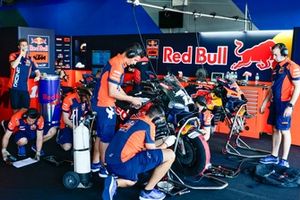  Motos Red Bull KTM Tech 3