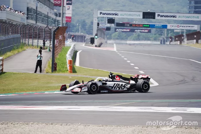 平川亮、ハースVF-23