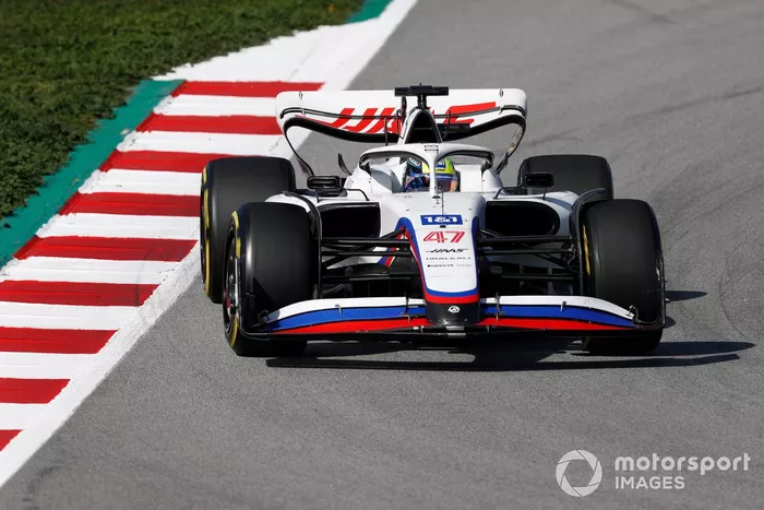 Mick Schumacher, Haas VF-22