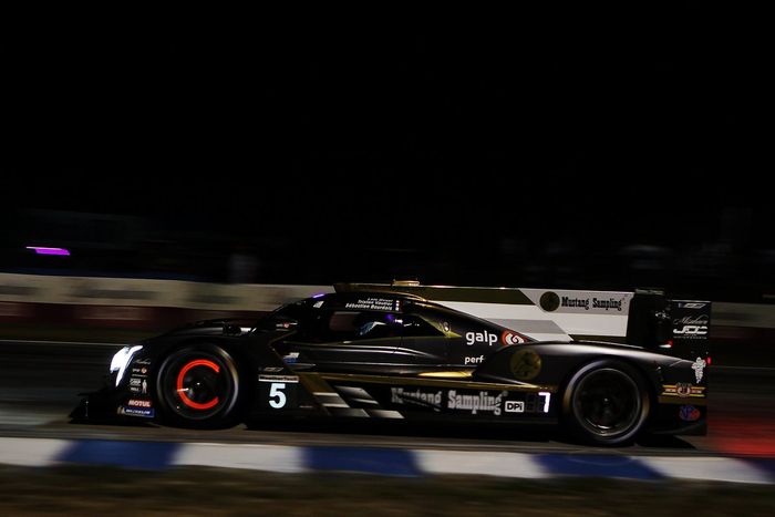 #5 JDC/Miller MotorSports Cadillac DPi: Tristan Vautier, Sebastien Bourdais, Loic Duval