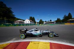 Lewis Hamilton, Mercedes AMG F1 W07 Hybrid