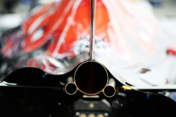 Scuderia Toro Rosso STR11 uitlaat detail