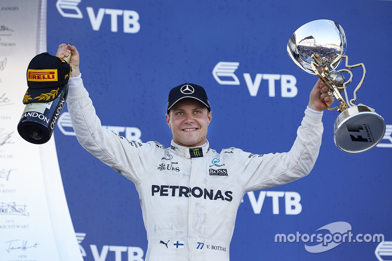 Race winner Valtteri Bottas, Mercedes AMG F1