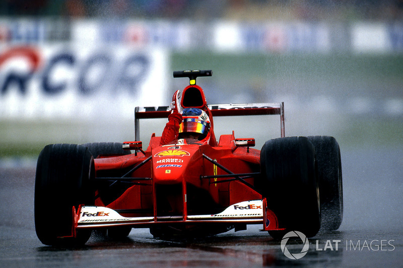 Podio: ganador de la carrera Rubens Barrichello, Ferrari F1 2000, segundo lugar Mika Hakkinen,  Mcla