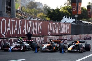 Oscar Piastri, McLaren, Max Verstappen, Red Bull Racing, Oliver Bearman, Haas F1 Team