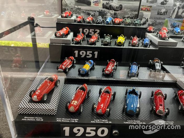 Colección de coches miniatura de F1