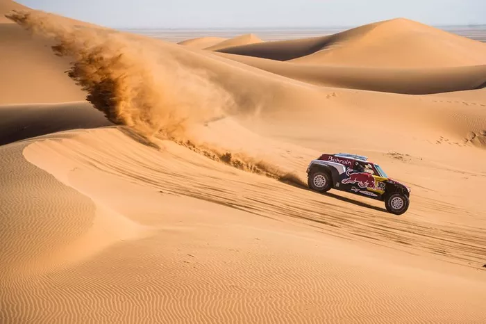 #305 JCW X-Raid Team: Carlos Sainz, Lucas Cruz