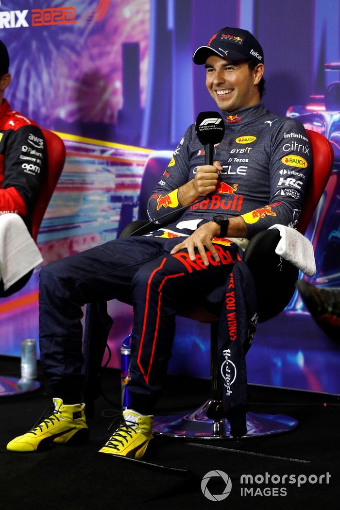 Sergio Pérez, Red Bull Racing, 1ª posición, en la rueda de prensa
