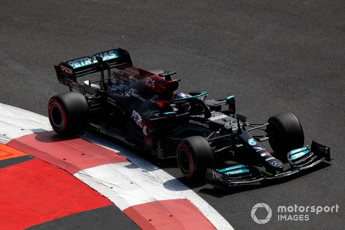 Lewis Hamilton, Mercedes W12