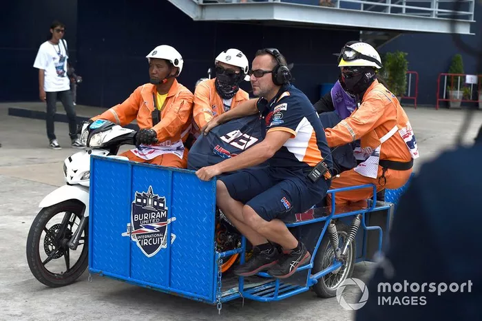 Moto de Marc Marquez, Repsol Honda Team, tras la caída