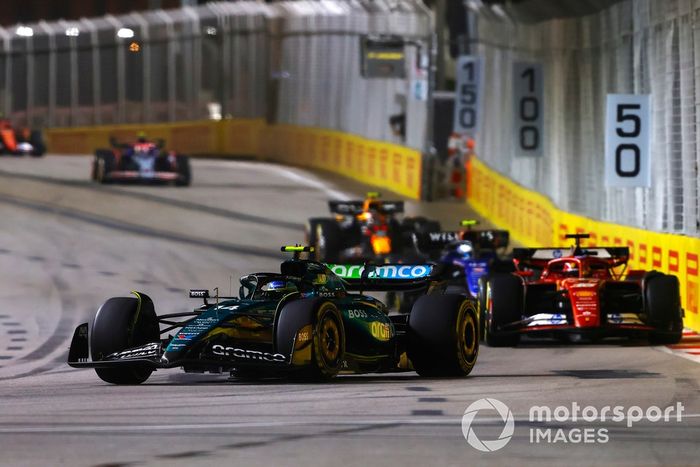 Fernando Alonso, Aston Martin AMR24, Charles Leclerc, Ferrari SF-24 