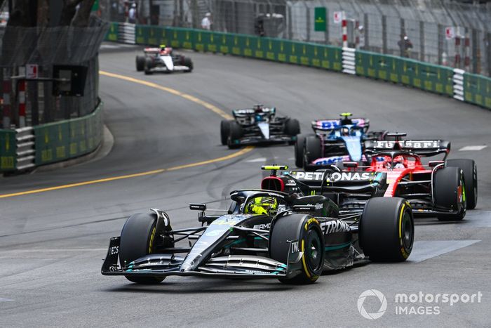 Lewis Hamilton, Mercedes F1 W14, Charles Leclerc, Ferrari SF-23, Pierre Gasly, Alpine A523