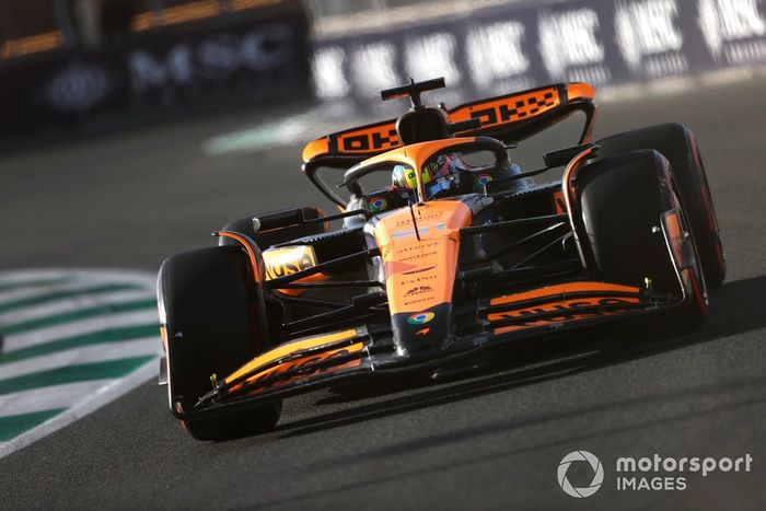 Oscar Piastri, McLaren MCL38