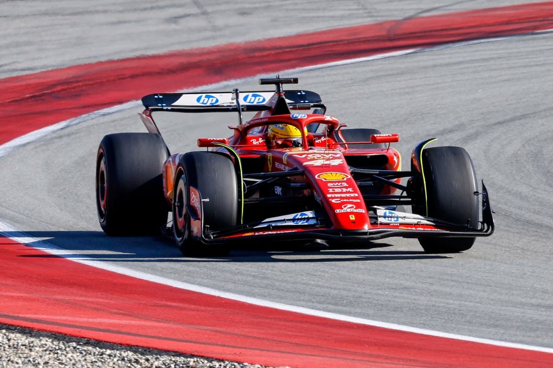 Lewis Hamilton, Ferrari SF-24 podczas testów Pirelli
