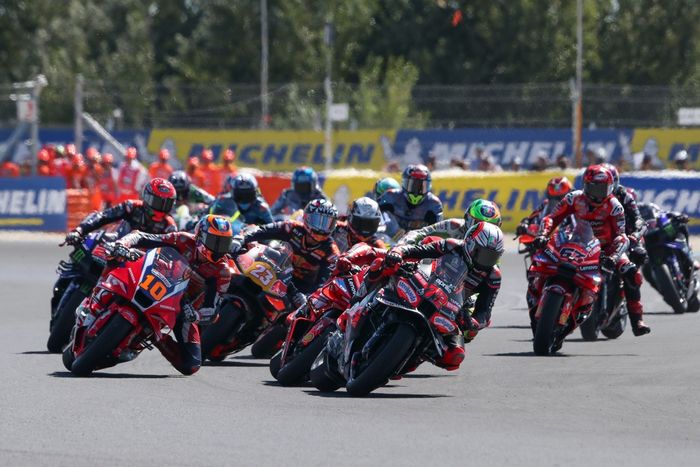 Marco Bezzecchi, Aprilia Racing