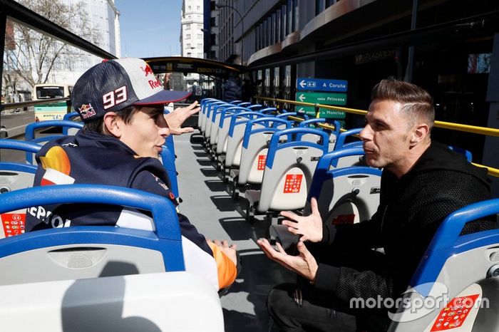 Marc Márquez, Repsol Honda Team y el futbolista del Betis Joaquin en Madrid
