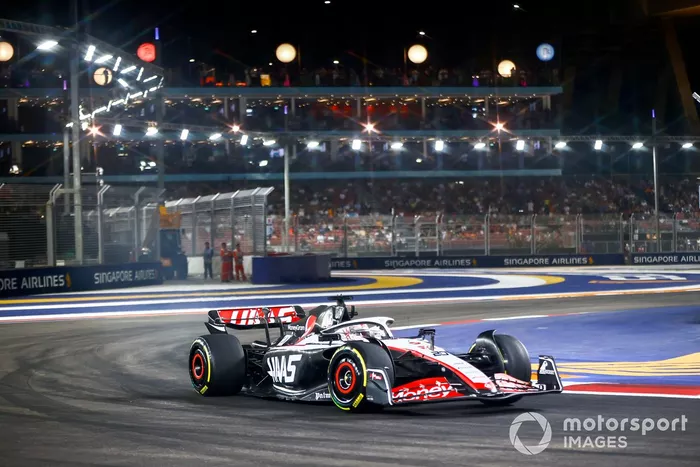 Kevin Magnussen, Haas VF-23