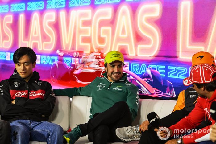 Fernando Alonso, Aston Martin F1 Team 