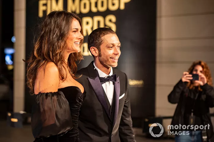 Valentino Rossi, Yamaha Factory Racing y su novia