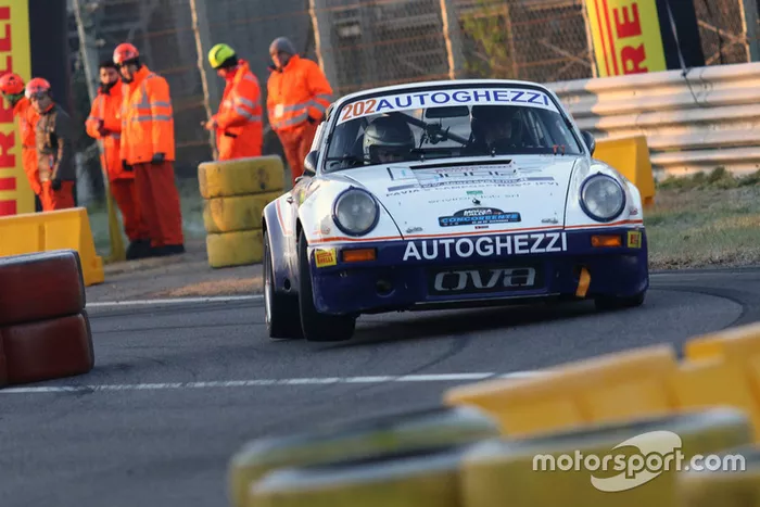 Alessandro Ghezzi, Agostino Benenti, Porsche 911 RSR