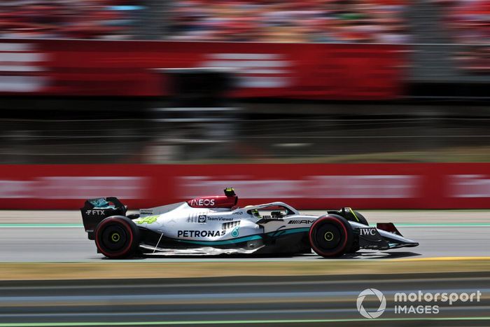 Lewis Hamilton, Mercedes W13 