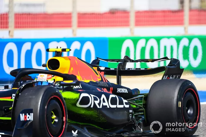 Sergio Pérez, Red Bull Racing RB19, detalle traero