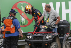 Макс Ферстаппен, Red Bull Racing, зійшов з дистанції