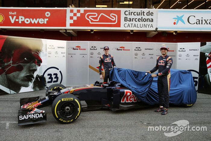 Max Verstappen, Scuderia Toro Rosso and Carlos Sainz Jr., Scuderia Toro Rosso unveil the livery for the Scuderia Toro Rosso STR11