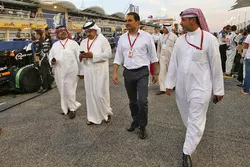 ضيوف على الحلبة