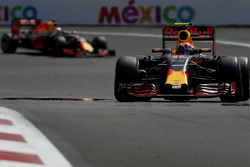 Max Verstappen, Red Bull Racing RB12, Daniel Ricciardo, Red Bull Racing RB12