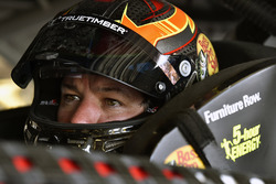 Martin Truex Jr., Furniture Row Racing, Toyota Camry Bass Pro Shops/5-hour ENERGY
